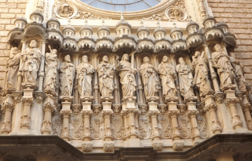 Barcelona to Montserrat Guided Tour with Tickets